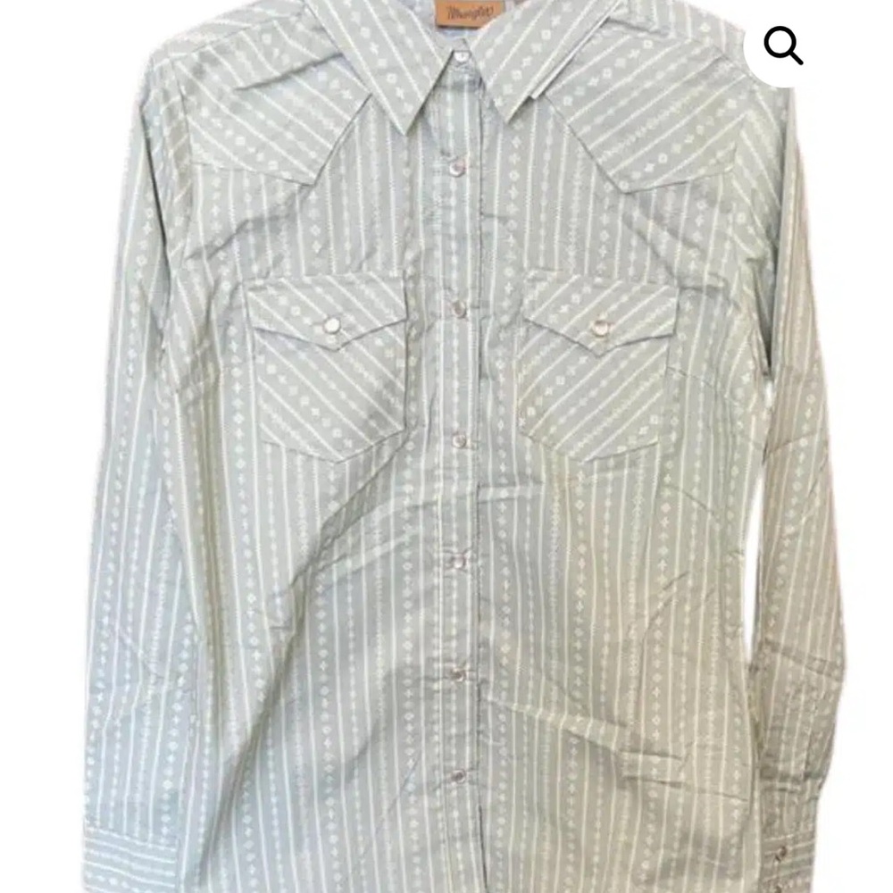Wrangler Women's Light Blue Patterned Button Down Shirt